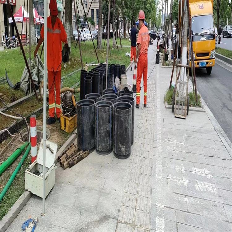 茄子河管道短管置换修复